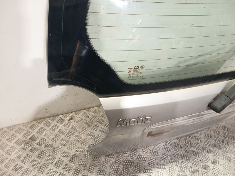 Recambio de porton trasero para chevrolet matiz (m200, m250) 1.0 referencia OEM IAM 96879173  