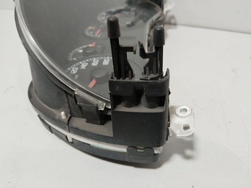 Recambio de cuadro instrumentos para fiat doblo (119) 1.9 jtd family referencia OEM IAM 0051758776  