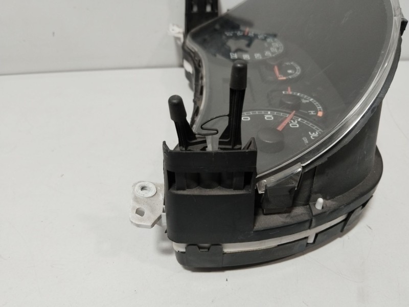 Recambio de cuadro instrumentos para fiat doblo (119) 1.9 jtd family referencia OEM IAM 0051758776  