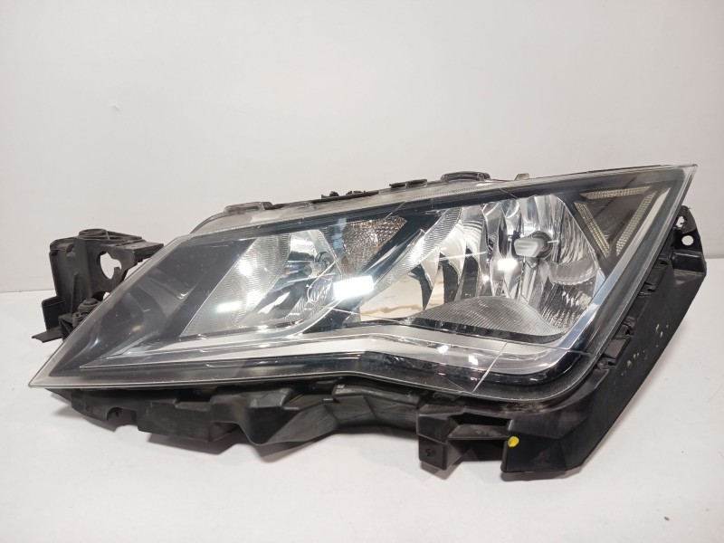 Recambio de faro izquierdo para seat leon (5f1) 1.5 tgi referencia OEM IAM 5F1941015B  