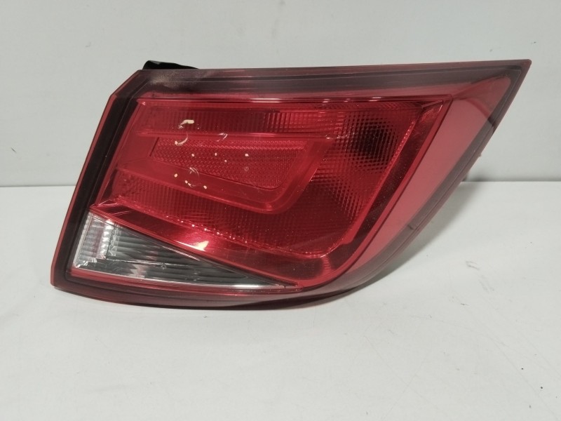 Recambio de piloto trasero derecho para seat leon (5f1) 1.5 tgi referencia OEM IAM 5F9945096  