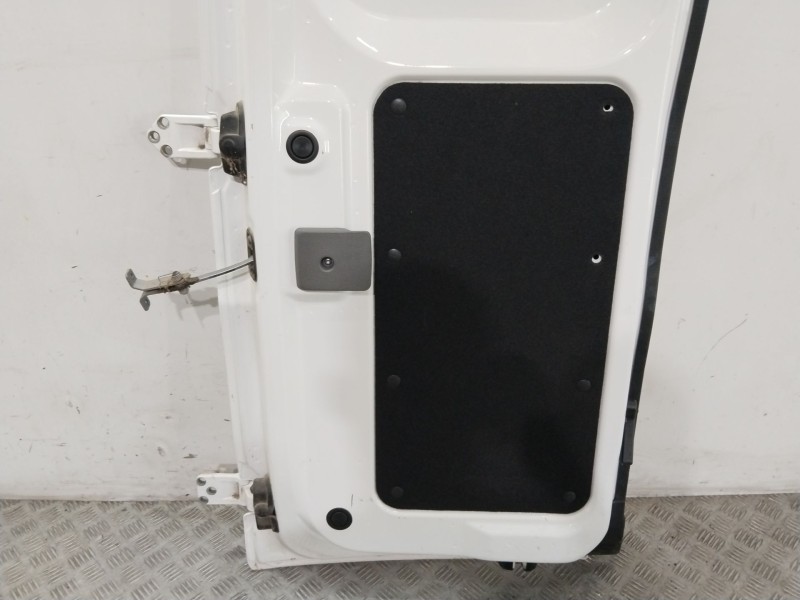 Recambio de puerta trasera derecha para nissan nv200 furgoneta e-nv (me0n) referencia OEM IAM K01003LGDD  
