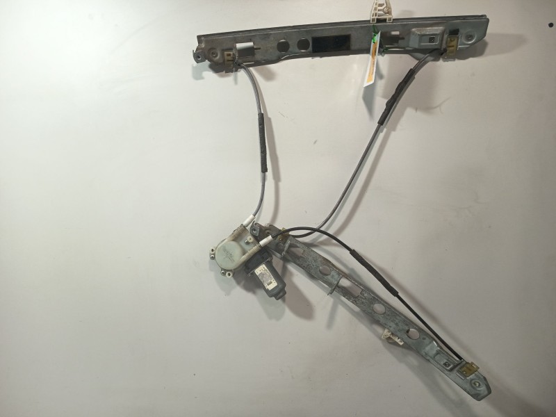 Recambio de elevalunas delantero derecho para renault megane ii berlina 5p authentique referencia OEM IAM 8201010925  