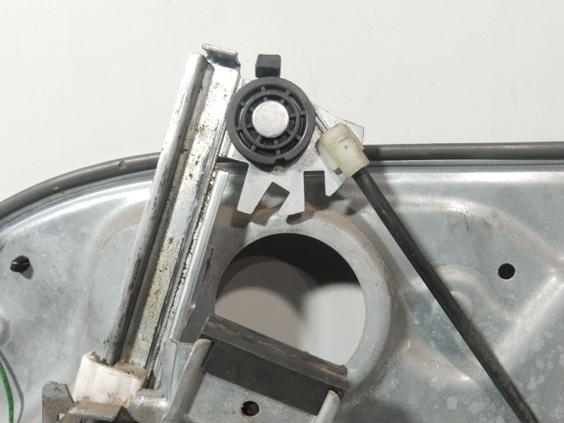 Recambio de elevalunas delantero izquierdo para seat ibiza iii (6l1) 1.4 16v referencia OEM IAM 6L4837461  