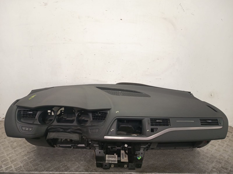 Recambio de salpicadero para citroën c5 iii (rd_) 3.0 hdi 240 (rdx8ca) referencia OEM IAM 8231T7  