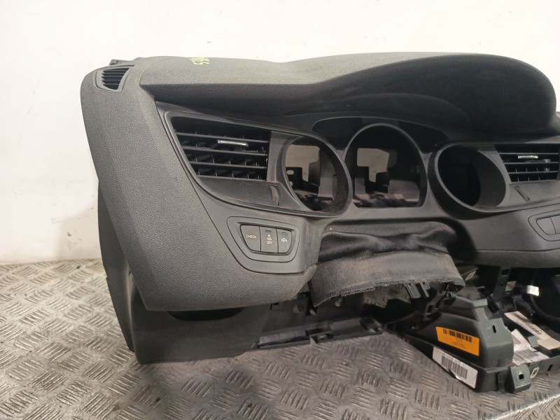 Recambio de salpicadero para citroën c5 iii (rd_) 3.0 hdi 240 (rdx8ca) referencia OEM IAM 8231T7  