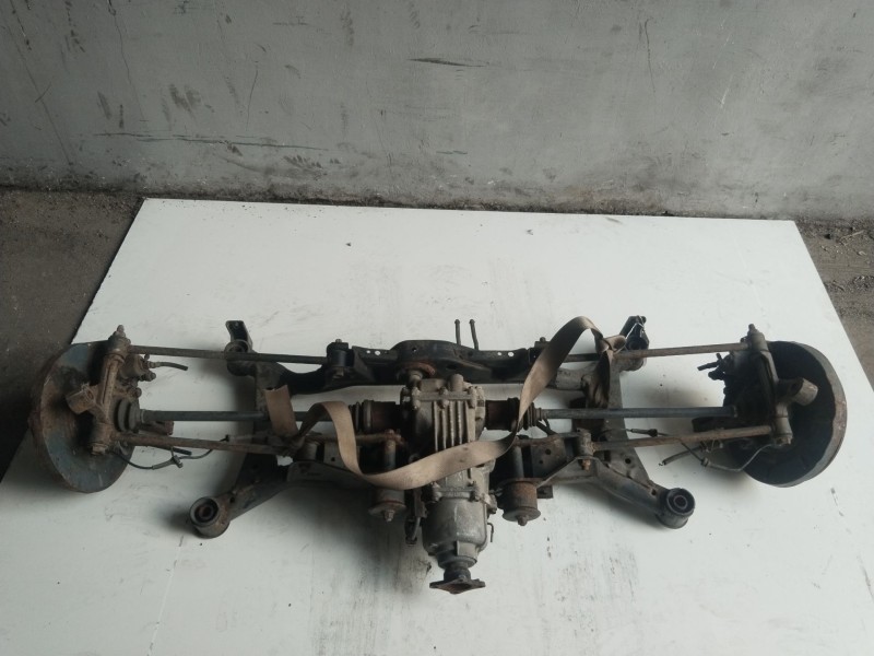 Recambio de puente trasero para nissan x-trail (t30) elegance referencia OEM IAM 554008H700  