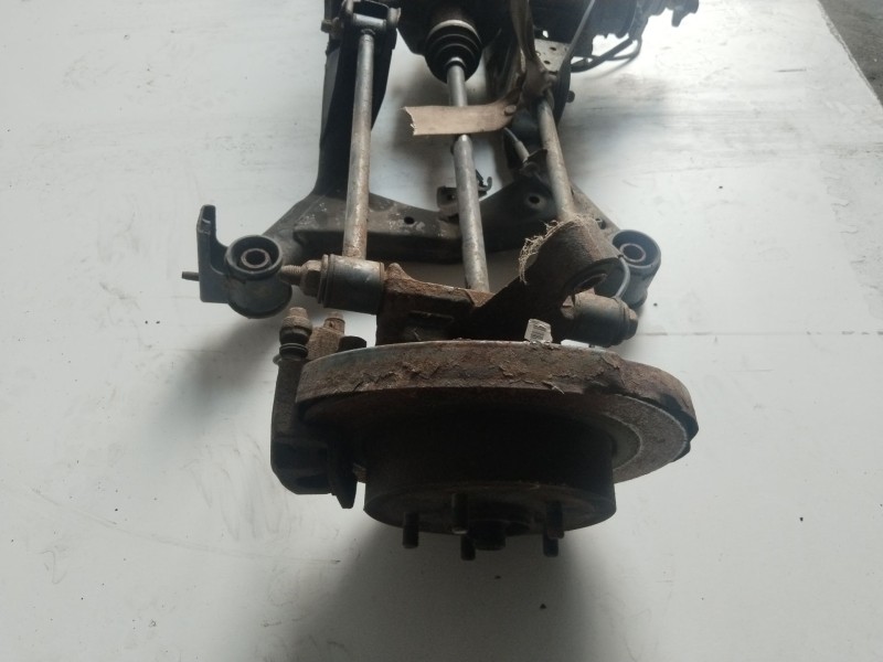 Recambio de puente trasero para nissan x-trail (t30) elegance referencia OEM IAM 554008H700  
