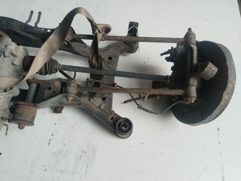 Recambio de puente trasero para nissan x-trail (t30) elegance referencia OEM IAM 554008H700  