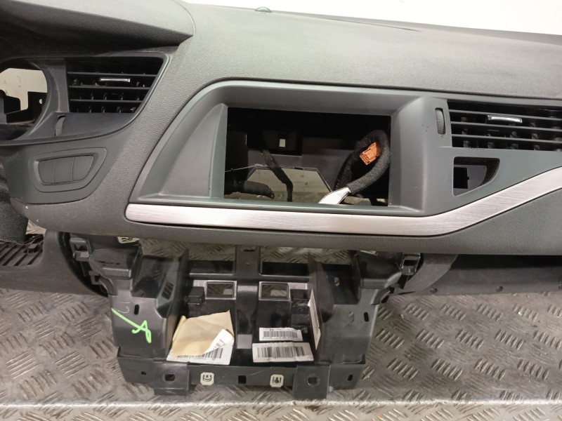 Recambio de salpicadero para citroën c5 iii (rd_) 2.0 hdi 165 referencia OEM IAM 8231T7  