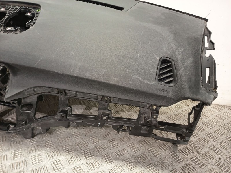 Recambio de salpicadero para hyundai tucson (tl, tle) 1.6 gdi referencia OEM IAM 84711D7AA0TRY  