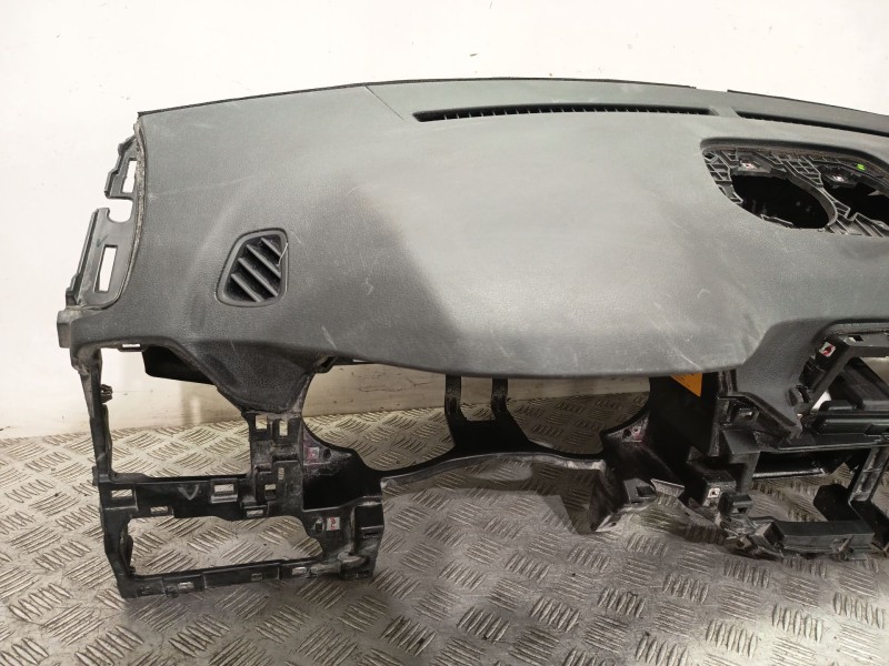 Recambio de salpicadero para hyundai tucson (tl, tle) 1.6 gdi referencia OEM IAM 84711D7AA0TRY  
