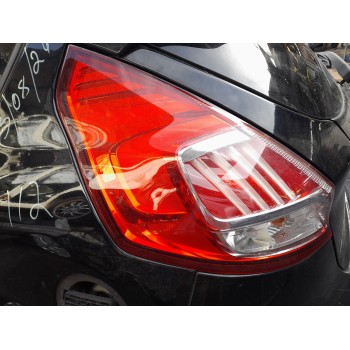 PILOTO TRASERO IZQUIERDO 5574149 