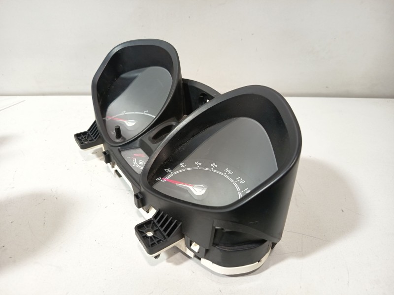 Recambio de cuadro instrumentos para ford fiesta vi van 1.4 tdci referencia OEM IAM 8A6T10849CH  