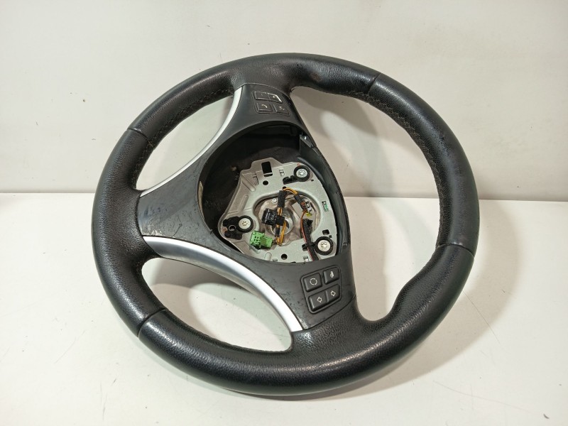 Recambio de volante para bmw 1 (e87) 116 i referencia OEM IAM 676989401  