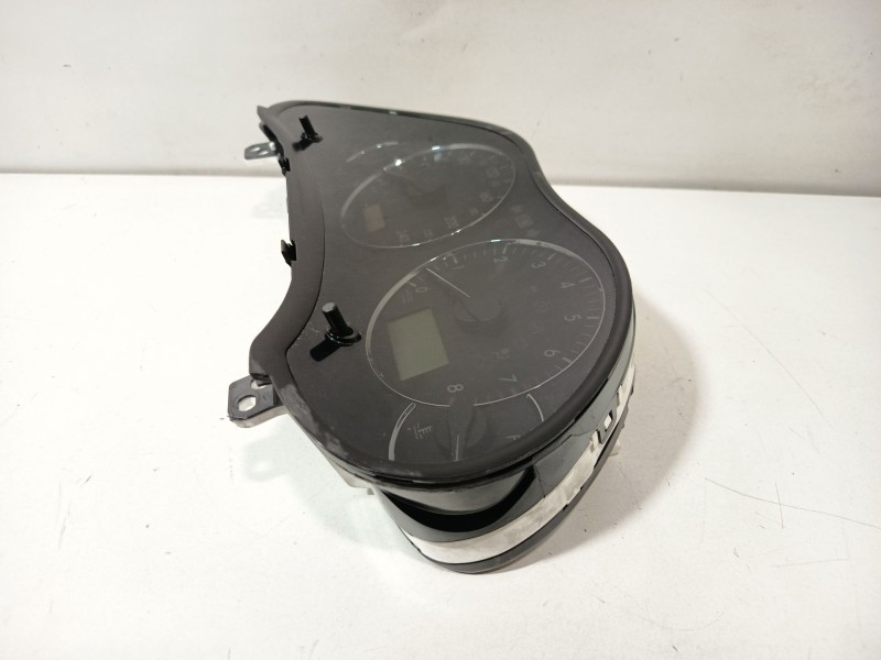 Recambio de cuadro instrumentos para toyota avensis station wagon (_t25_) 2.0 (azt250_) referencia OEM IAM 8380005A90C 553030501