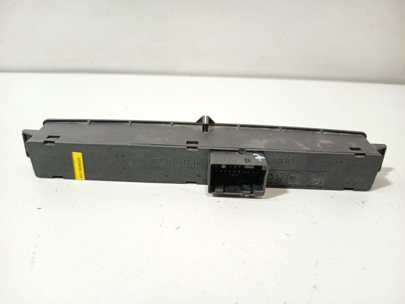 Recambio de warning para opel combo furgoneta/monovolumen (x12) 1.3 cdti (b05) referencia OEM IAM 7354981990  