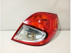 Recambio de piloto trasero derecho para renault clio iii (br0/1, cr0/1) 1.2 16v (br02, br0j, br11, cr02, cr0j, cr11) referencia 