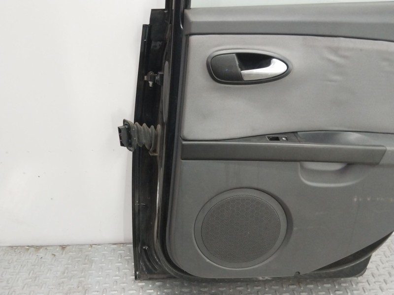 Recambio de puerta trasera derecha para seat leon (1p1) 1.9 tdi referencia OEM IAM 1P0833056  