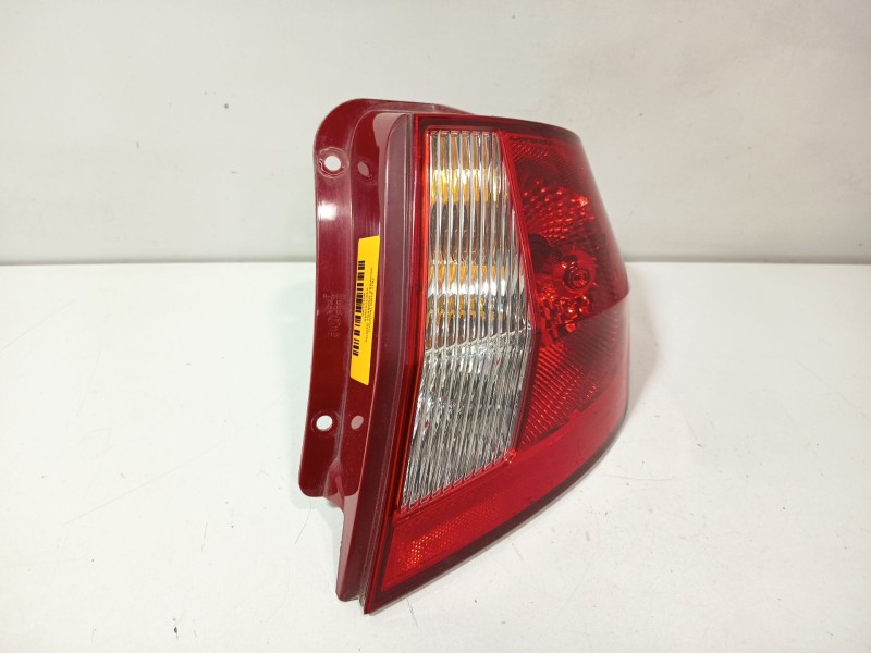 Recambio de piloto trasero derecho para hyundai getz (tb) 1.5 crdi gls referencia OEM IAM 924021C5XX  