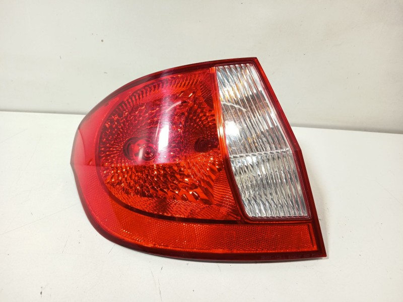 Recambio de piloto trasero izquierdo para hyundai getz (tb) 1.5 crdi gls referencia OEM IAM 924011C5XX  