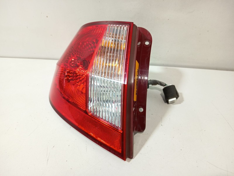 Recambio de piloto trasero izquierdo para hyundai getz (tb) 1.5 crdi gls referencia OEM IAM 924011C5XX  
