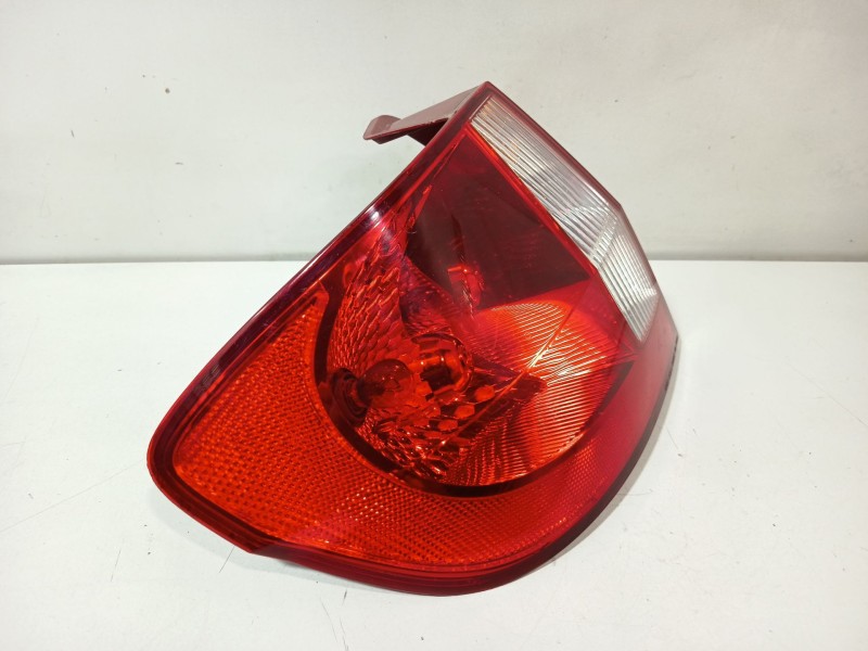 Recambio de piloto trasero izquierdo para hyundai getz (tb) 1.5 crdi gls referencia OEM IAM 924011C5XX  