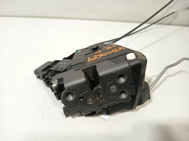 Recambio de cerradura puerta trasera derecha para seat leon (1p1) 1.6 tdi referencia OEM IAM 1P0839016  