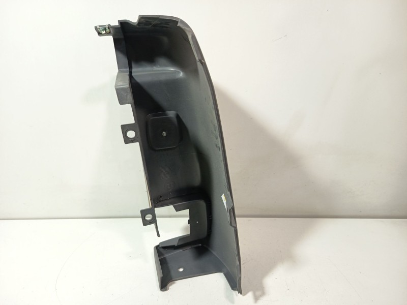 Recambio de puntera paragolpes trasera derecha para peugeot boxer furgoneta 2.2 bluehdi 140 referencia OEM IAM 1305761070  