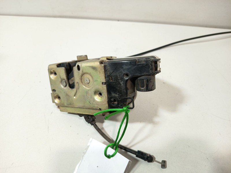 Recambio de cerradura puerta delantera derecha para renault megane ii berlina 5p authentique referencia OEM IAM 8200027779  