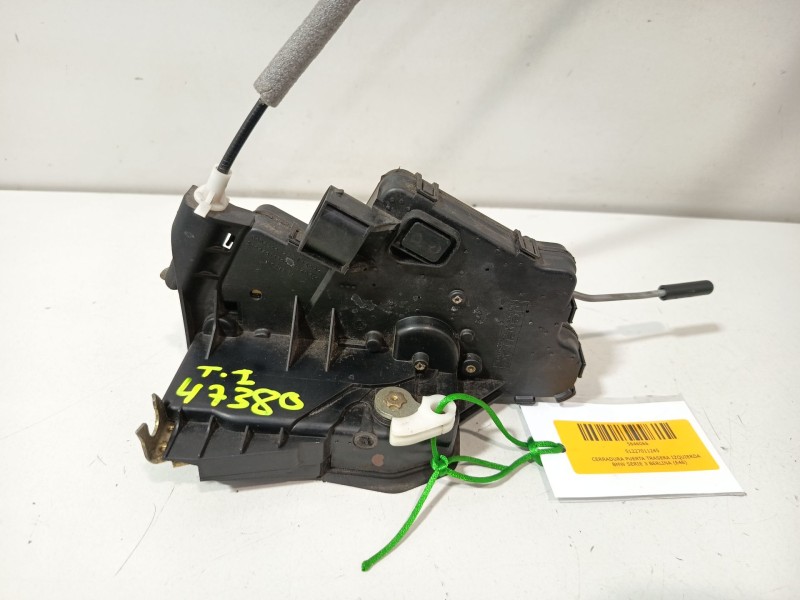 Recambio de cerradura puerta trasera izquierda para bmw serie 3 berlina (e46) 316i referencia OEM IAM 51227011245  