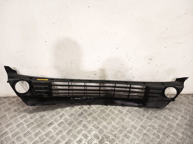 Recambio de rejilla paragolpes delantero para toyota prius (_w3_) 1.8 hybrid (zvw3_) referencia OEM IAM 5310247020 5311247070 