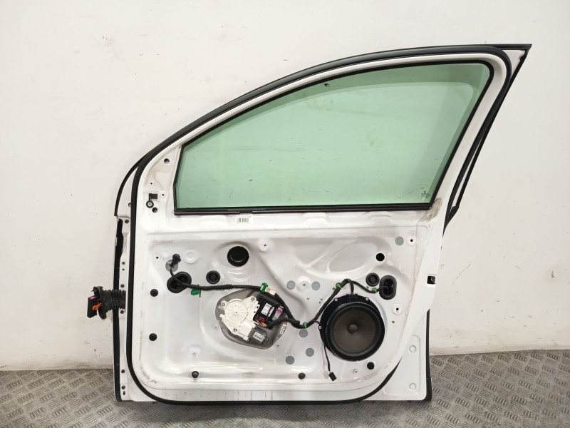 Recambio de puerta delantera derecha para volkswagen golf v (1k1) 1.6 fsi referencia OEM IAM 1K4831106G  BLANCO