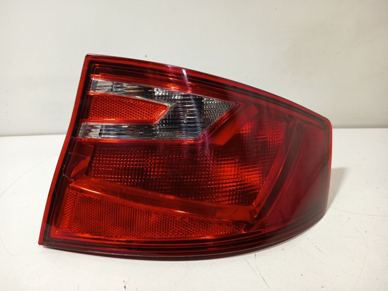 Recambio de piloto trasero derecho para seat toledo iv (kg3) 1.6 tdi referencia OEM IAM 6JH945096E  