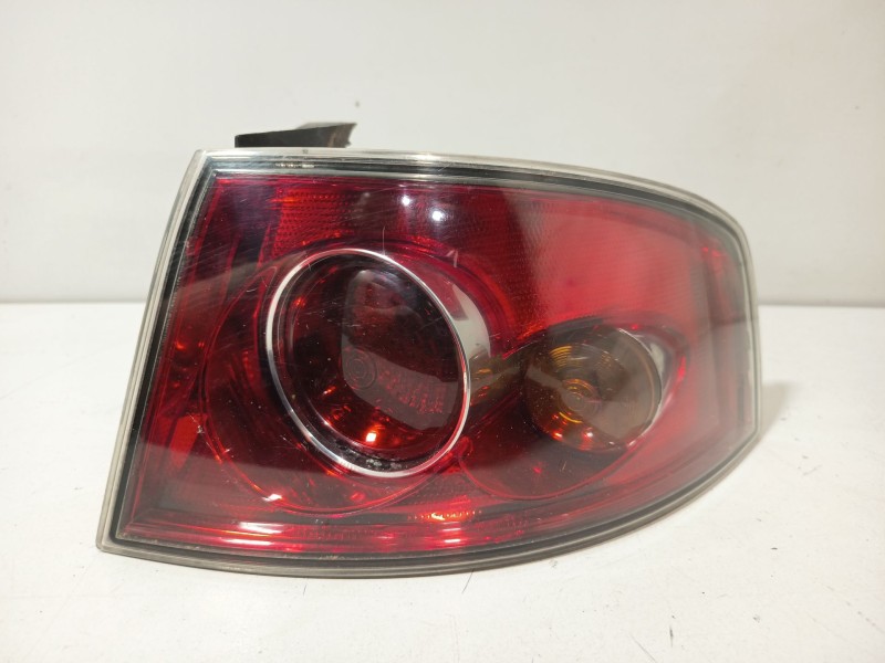 Recambio de piloto trasero derecho para seat ibiza iii (6l1) 1.2 referencia OEM IAM 6L6945112B  