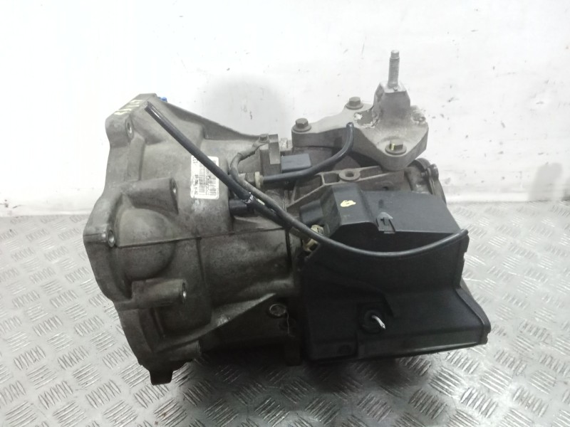 Recambio de caja cambios para ford fusion (ju_) 1.4 referencia OEM IAM 2N1R7002NB  