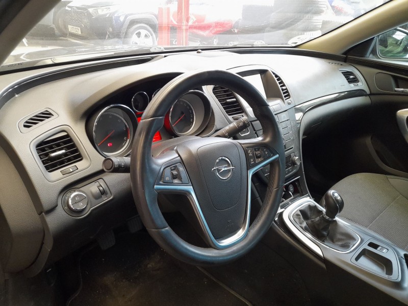 opel insignia a sedán (g09) del año 2012