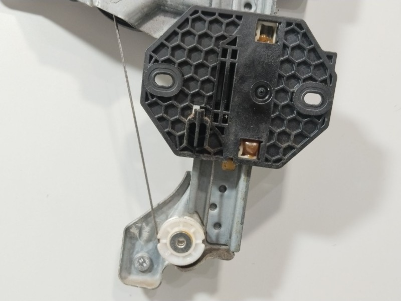 Recambio de elevalunas trasero izquierdo para dacia sandero ii (b8_) tce 90 (b8m1, b8ma) referencia OEM IAM 827211031R  