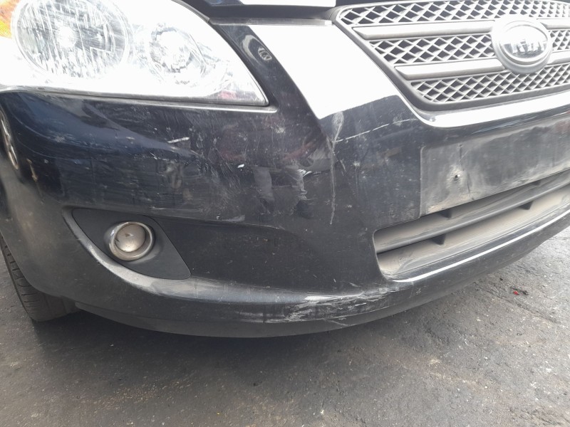Recambio de paragolpes delantero para kia cee´d sw (ed) 1.6 crdi 90 referencia OEM IAM 865111H000  