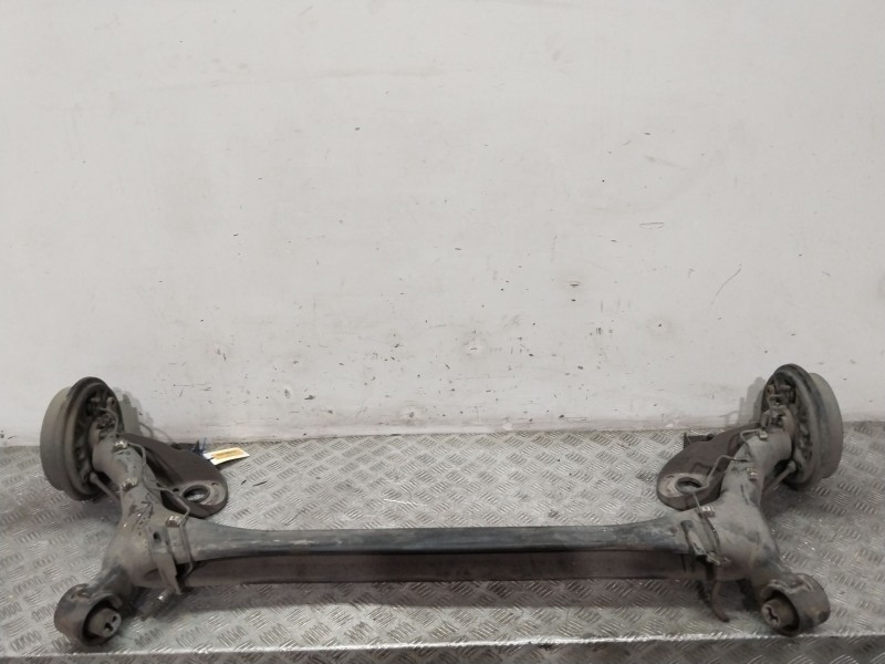 Recambio de puente trasero para volkswagen polo (6r1) advance referencia OEM IAM 6R0500051B  