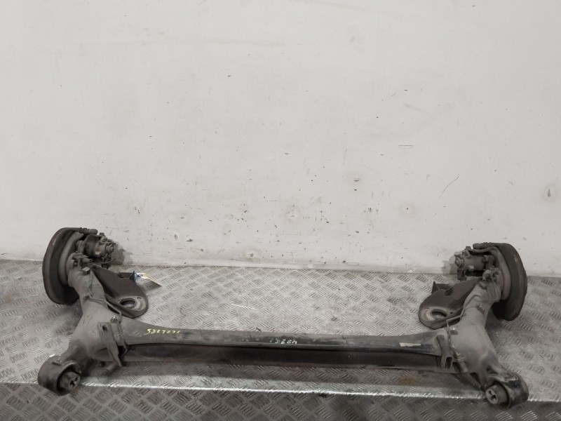 Recambio de puente trasero para volkswagen polo (9n1) highline referencia OEM IAM   