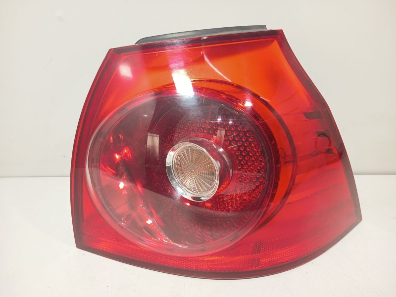 Recambio de piloto trasero derecho para volkswagen golf v (1k1) 1.6 fsi referencia OEM IAM 1K6945096AA 89031830 