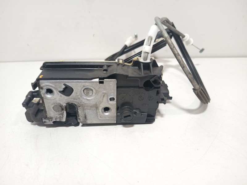 Recambio de cerradura puerta trasera derecha para citroën c4 berlina cool referencia OEM IAM 9685352080  