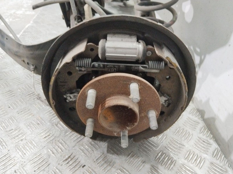 Recambio de puente trasero para ford focus berlina (cap) ambiente (d) referencia OEM IAM   