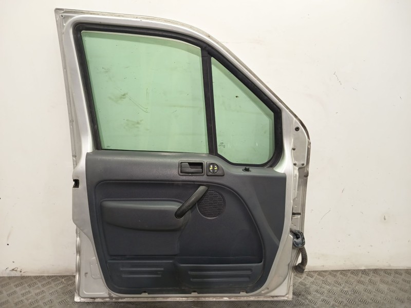 Recambio de puerta trasera izquierda para ford tourneo connect 1.8 tdci referencia OEM IAM 5149997  