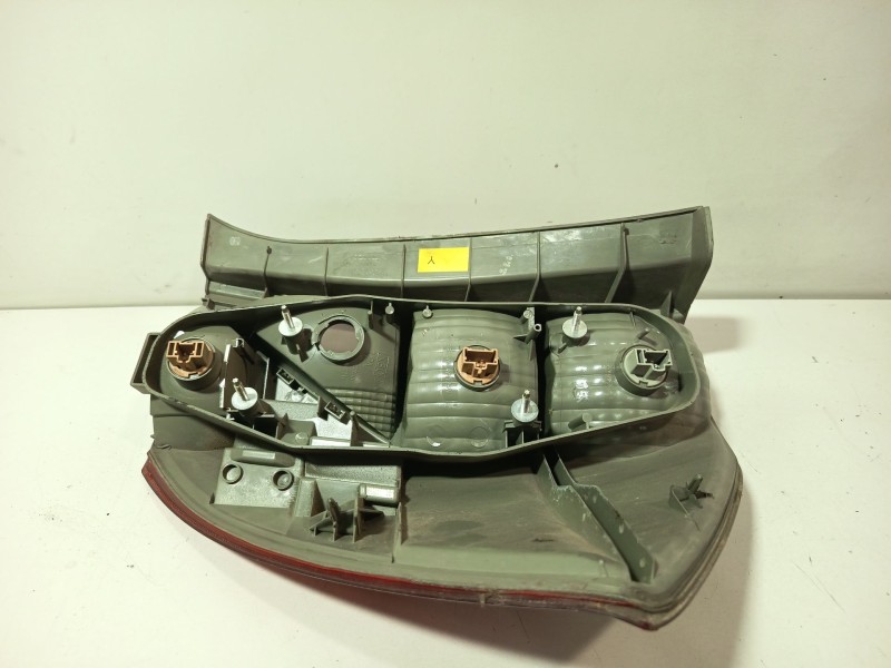 Recambio de piloto trasero izquierdo para honda fr-v (be) 2.2 ctdi executive referencia OEM IAM 33551SJDG01  