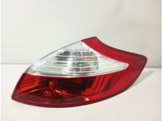 Recambio de piloto trasero derecho para renault megane iii hatchback (bz0/1_, b3_) 1.2 tce (bz2b, bz11) referencia OEM IAM 89319