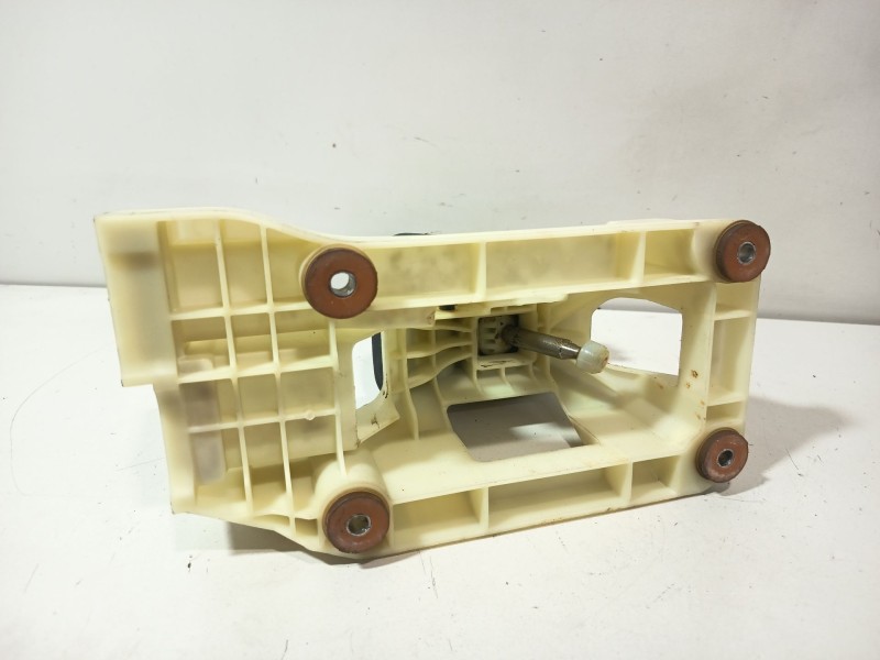 Recambio de palanca cambio para kia rio iii (ub) 1.2 cvvt referencia OEM IAM 437001W100HU  