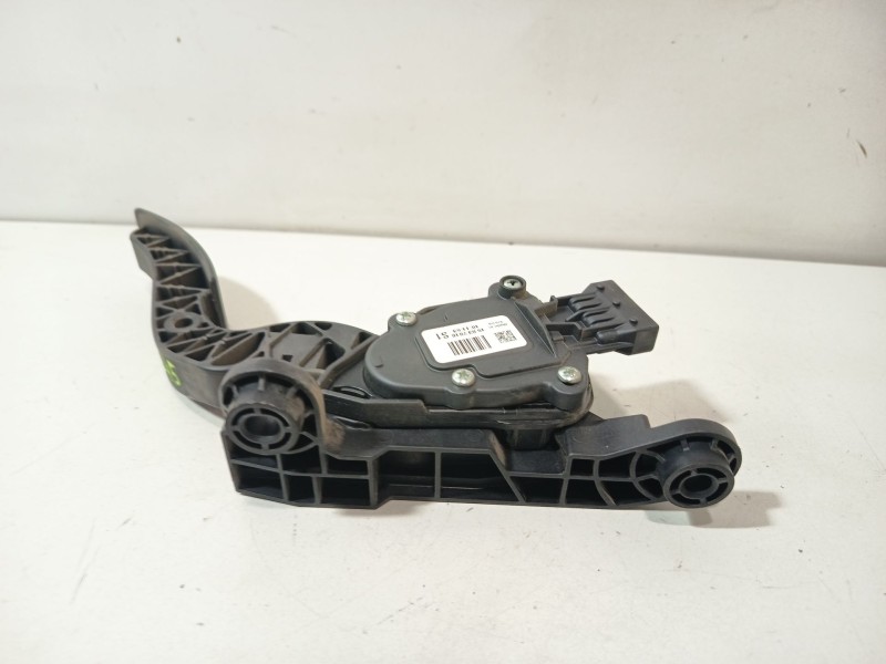 Recambio de pedal acelerador para kia rio iii (ub) 1.2 cvvt referencia OEM IAM 327001W500  