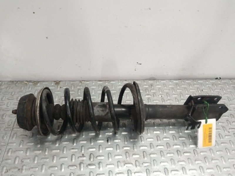 Recambio de amortiguador delantero derecho para dacia sandero (bs_) 1.2 16v referencia OEM IAM 8200807029  